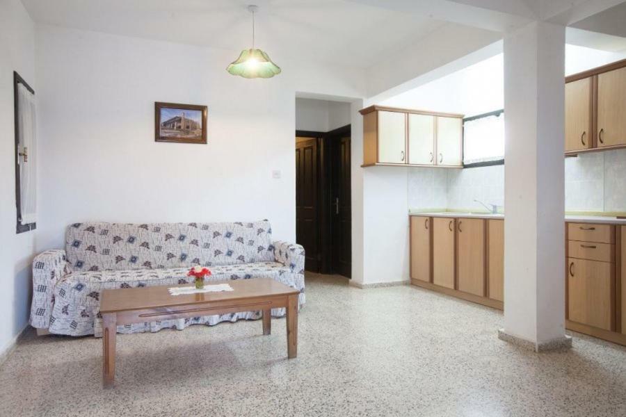 Balci Plaza Hotel And Balci Plaza Guest Bungalows Karpaz Peninsula Selenias Екстериор снимка