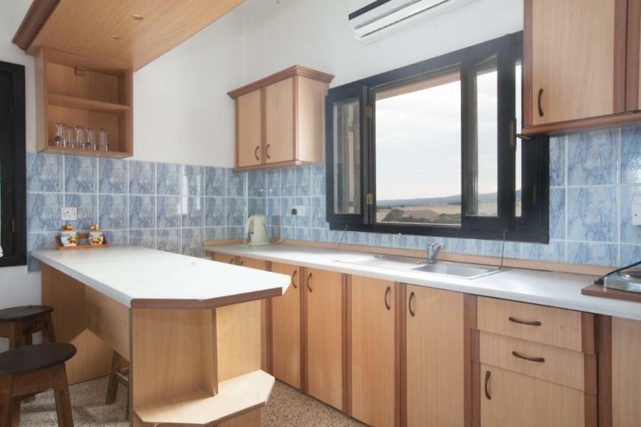 Balci Plaza Hotel And Balci Plaza Guest Bungalows Karpaz Peninsula Selenias Екстериор снимка