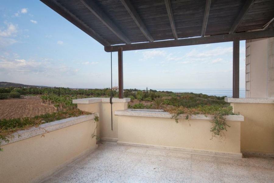 Balci Plaza Hotel And Balci Plaza Guest Bungalows Karpaz Peninsula Selenias Екстериор снимка